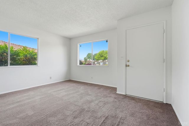 1123 E Washington Avenue, Reedley, CA 93654