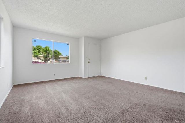 1123 E Washington Avenue, Reedley, CA 93654