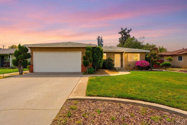 1123 E Washington Avenue, Reedley, CA 93654