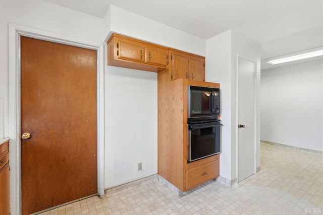 1123 E Washington Avenue, Reedley, CA 93654