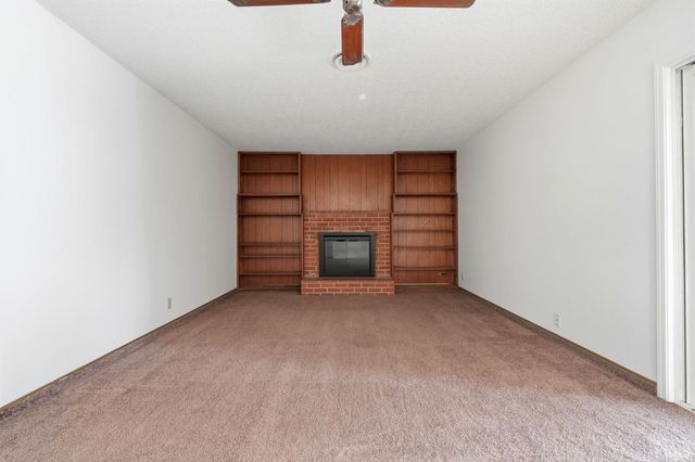 1123 E Washington Avenue, Reedley, CA 93654