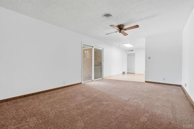 1123 E Washington Avenue, Reedley, CA 93654