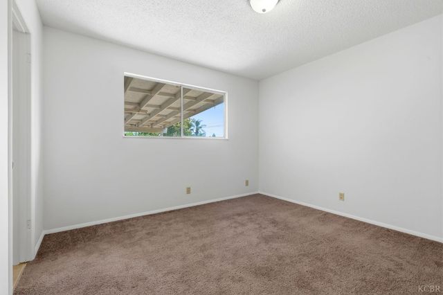 1123 E Washington Avenue, Reedley, CA 93654