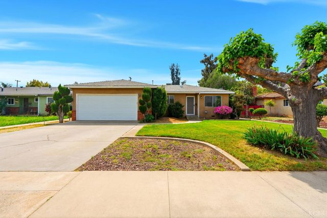 1123 E Washington Avenue, Reedley, CA 93654