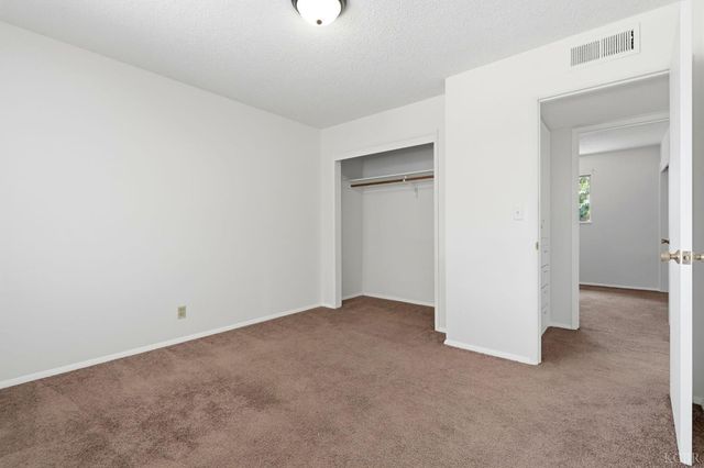 1123 E Washington Avenue, Reedley, CA 93654