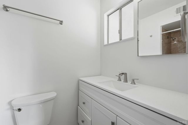 1123 E Washington Avenue, Reedley, CA 93654