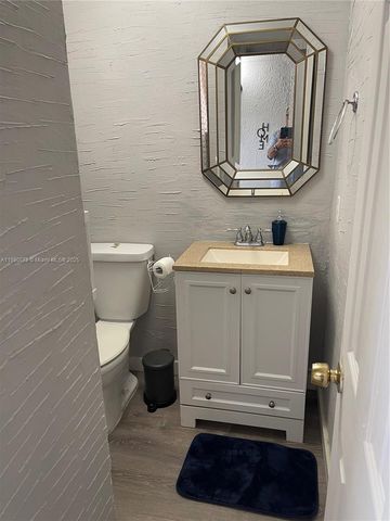 101 Berkley Rd 106, Hollywood, FL 33024