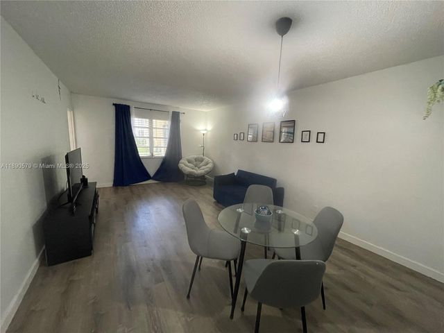 101 Berkley Rd 106, Hollywood, FL 33024