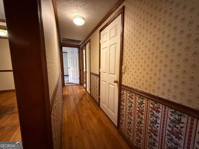 1601 Parker Drive NE, Conyers, GA 30012