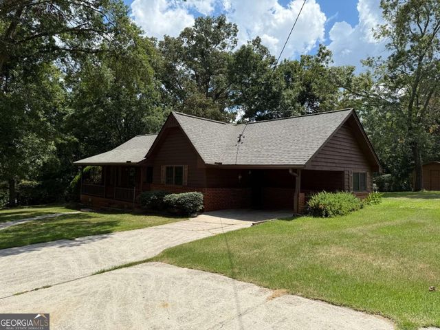 1601 Parker Drive NE, Conyers, GA 30012