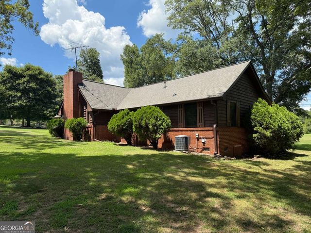 1601 Parker Drive NE, Conyers, GA 30012