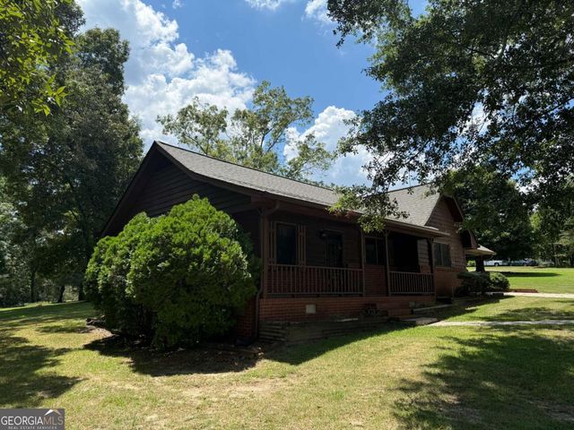 1601 Parker Drive NE, Conyers, GA 30012