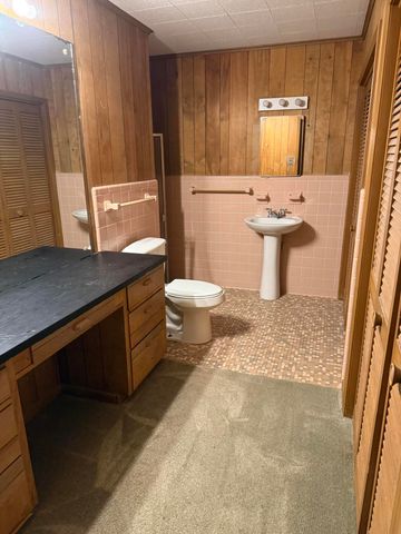 801 W 8th St, Deridder, LA 70634