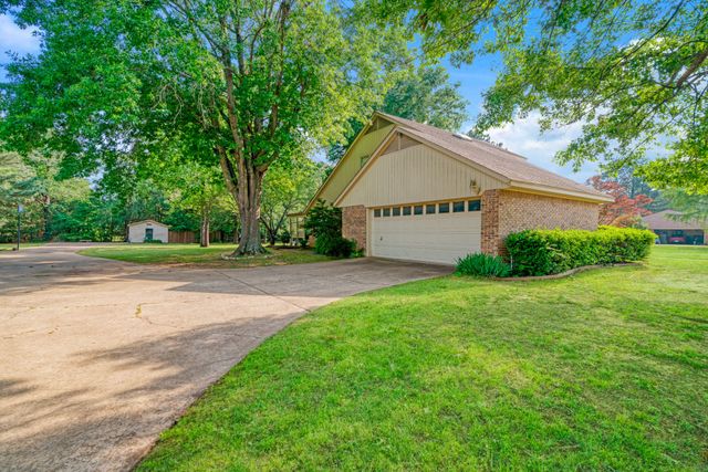 4110 Lakeshore Drive, Reno, TX 75462