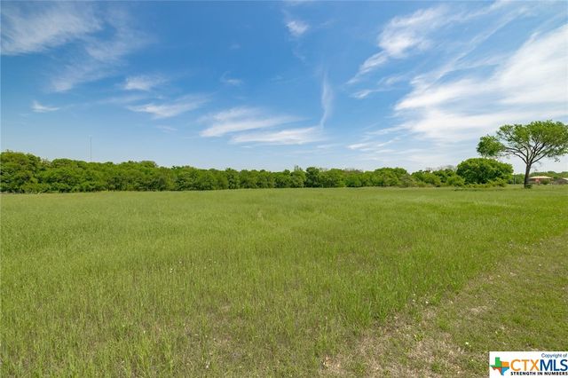 194 Gabriel Meadows Drive, Hutto, TX 78634