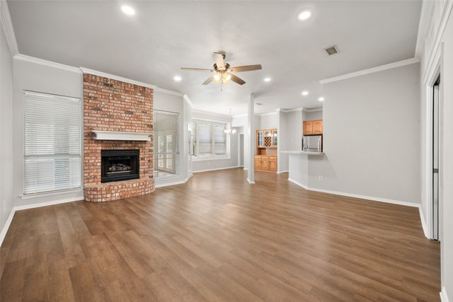 412 Springhill Court, Burleson, TX 76028