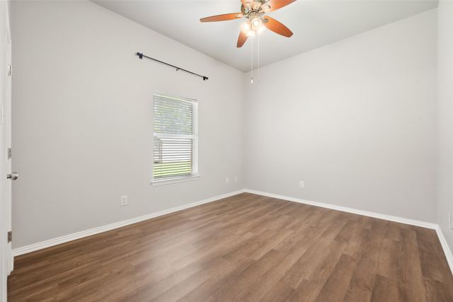 412 Springhill Court, Burleson, TX 76028