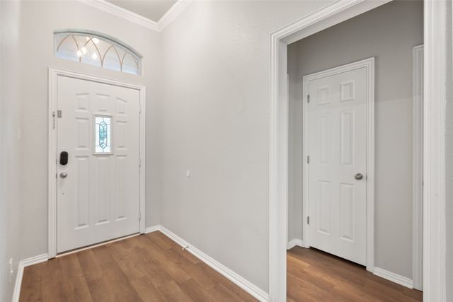 412 Springhill Court, Burleson, TX 76028