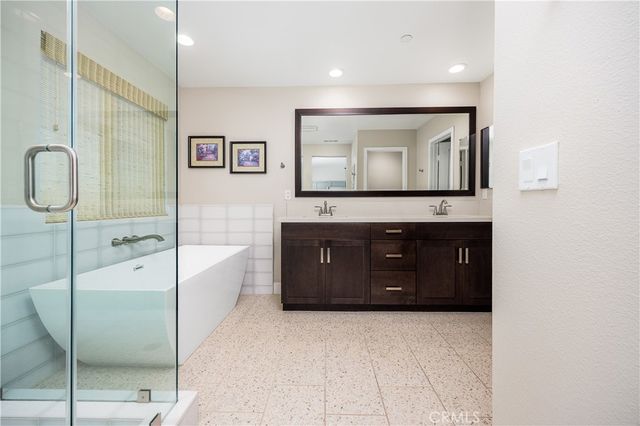 29631 Barrel Court, Winchester, CA 92596