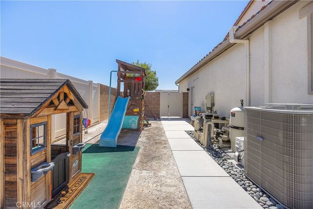 29631 Barrel Court, Winchester, CA 92596