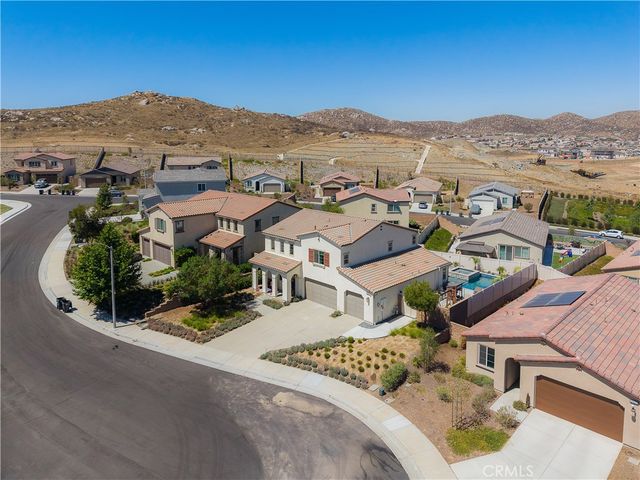29631 Barrel Court, Winchester, CA 92596