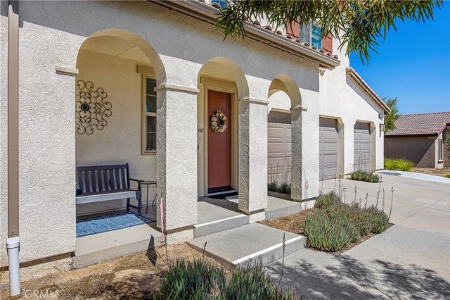 29631 Barrel Court, Winchester, CA 92596