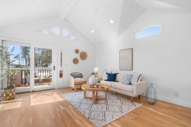 121 Anchorage Avenue, Santa Cruz, CA 95062
