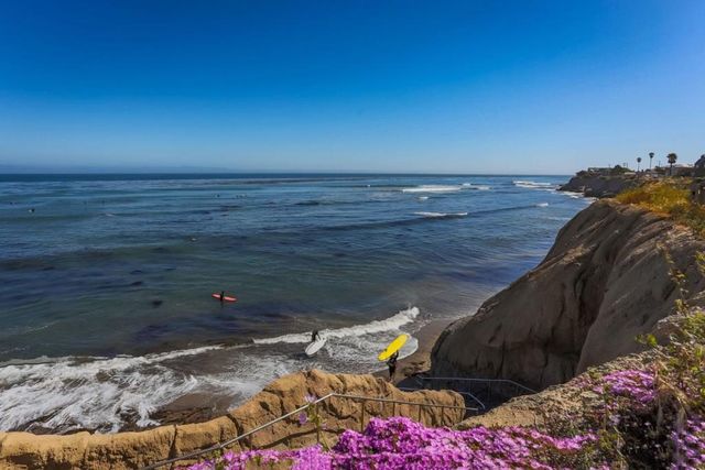 121 Anchorage Avenue, Santa Cruz, CA 95062