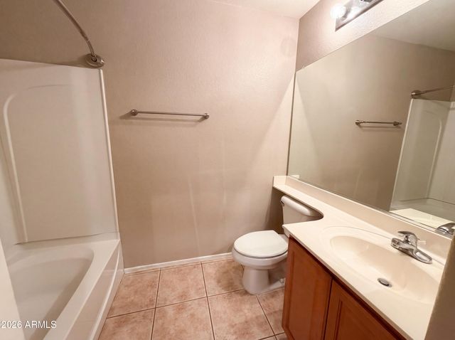 1565 E HOPKINS Road, Gilbert, AZ 85295