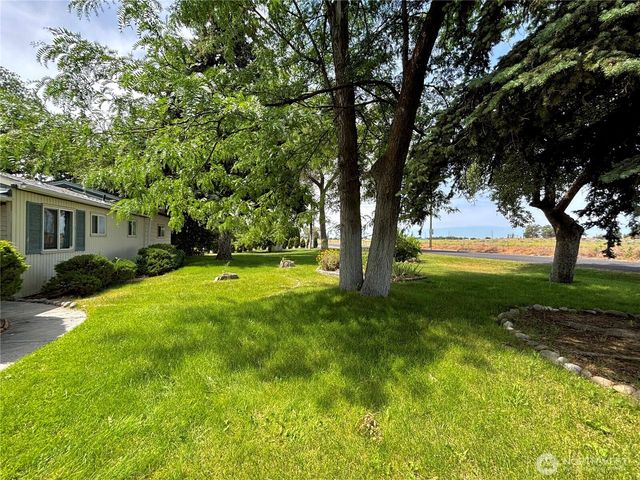 4477 Wenatchee Drive NE, Moses Lake, WA 98837