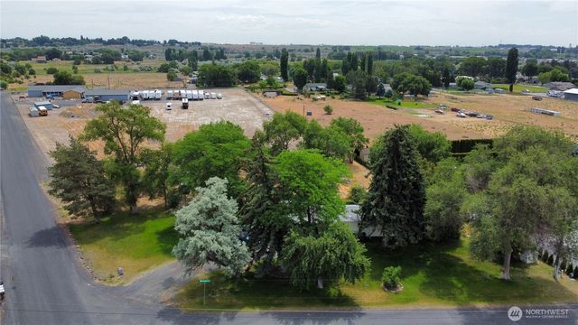 4477 Wenatchee Drive NE, Moses Lake, WA 98837