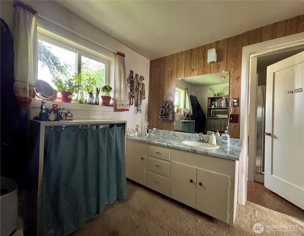 4477 Wenatchee Drive NE, Moses Lake, WA 98837