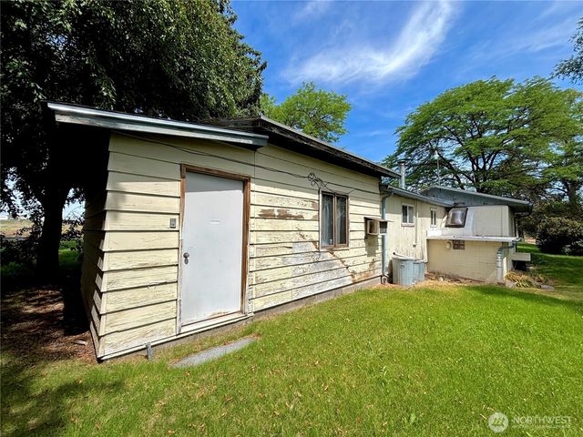 4477 Wenatchee Drive NE, Moses Lake, WA 98837