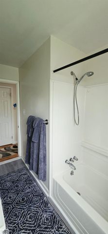 1589 Hampton Drive, Mount Clemens, MI 48043