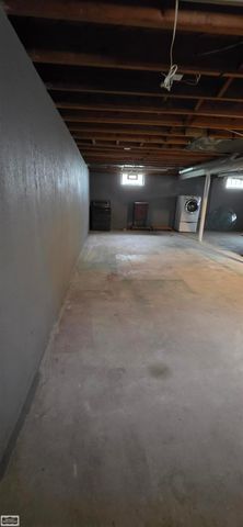 1589 Hampton Drive, Mount Clemens, MI 48043