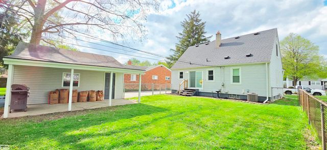 1589 Hampton Drive, Mount Clemens, MI 48043