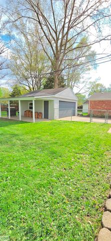 1589 Hampton Drive, Mount Clemens, MI 48043