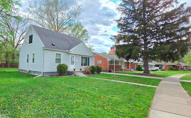 1589 Hampton Drive, Mount Clemens, MI 48043