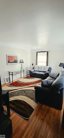 1589 Hampton Drive, Mount Clemens, MI 48043