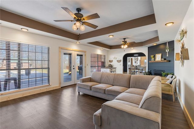 6403 N Parliament Drive, Harrison, AR 72601