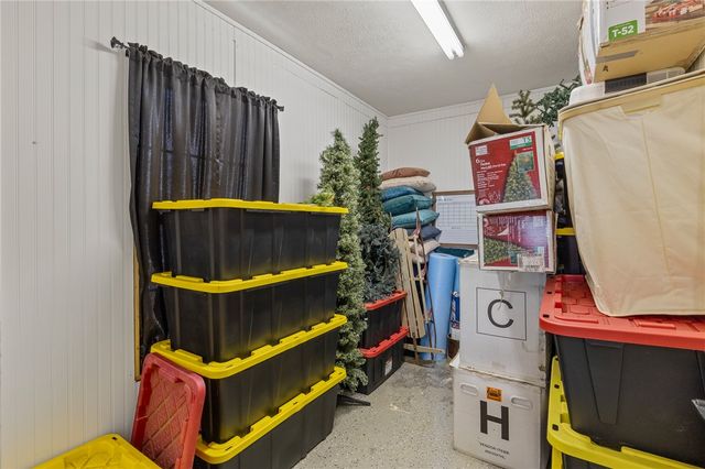 6403 N Parliament Drive, Harrison, AR 72601