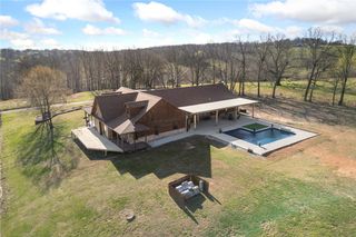 6403 N Parliament Drive, Harrison, AR 72601