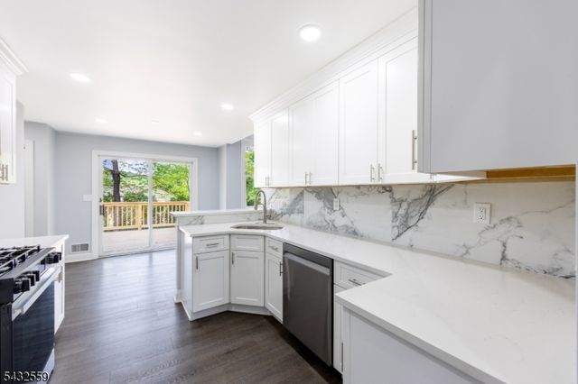 8 Sherwood Pl, Wharton Boro, NJ 07885