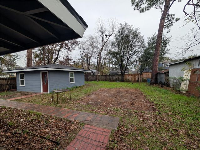 4110 Ella Boulevard, Houston, TX 77018