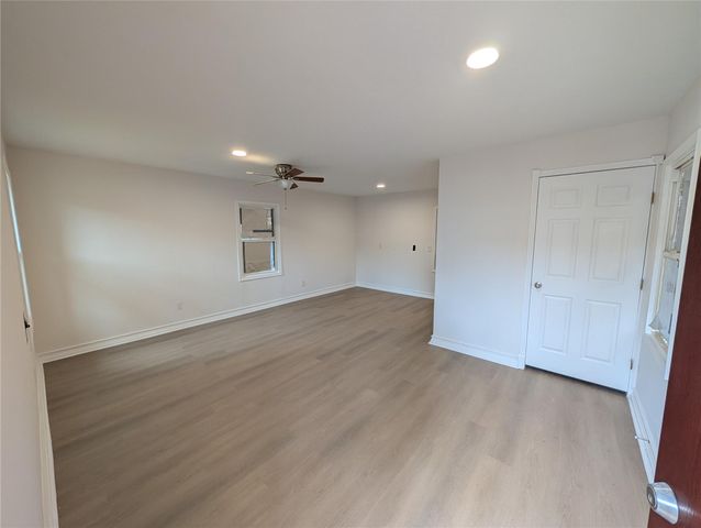 4110 Ella Boulevard, Houston, TX 77018