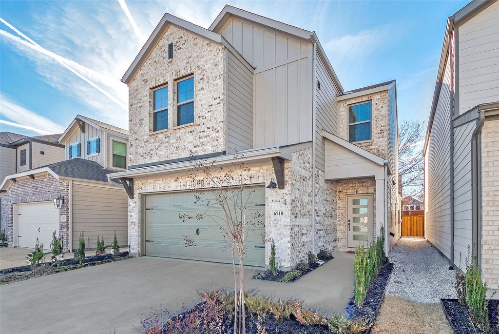 6910 Terlingua Drive, Dallas, TX 75228