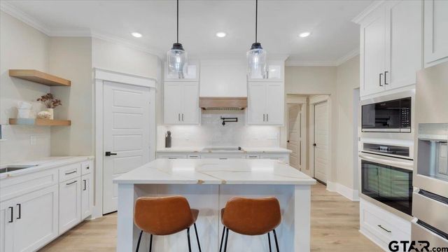16265 Eagle Lane, Lindale, TX 75771