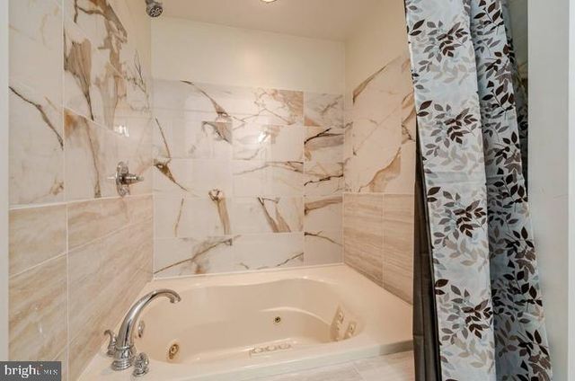 6932 STORCH CIR, Lanham, MD 20706