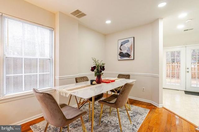 6932 STORCH CIR, Lanham, MD 20706