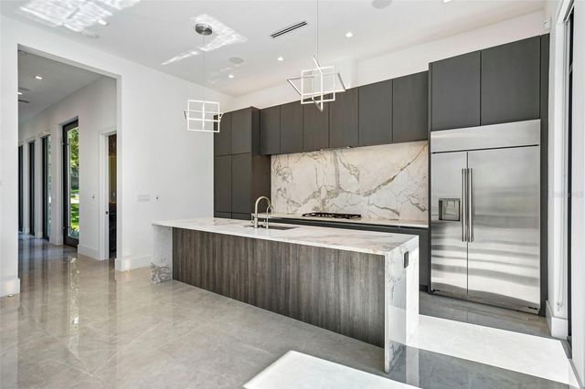 8103 N RIVER SHORE DRIVE, Tampa, FL 33604
